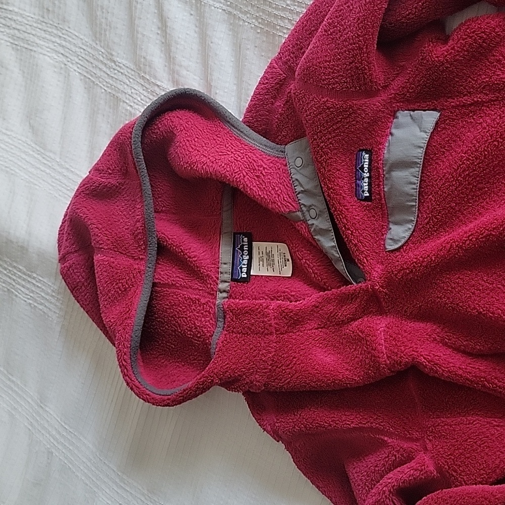 Patagonia Pink and Gray Women's Fleece Top
